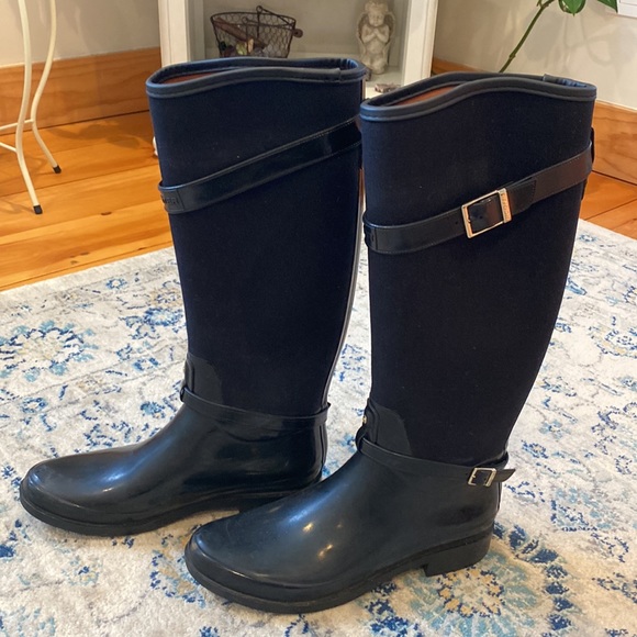 Hunter Rainboots - Picture 2 of 9